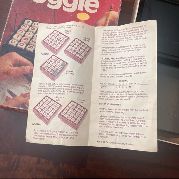 Vintage 1979 Parker Brothers Big Boggle Hidden Word Game - Picture 2 of 11
